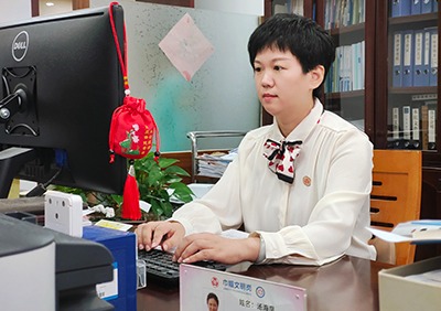 汤海凤1
